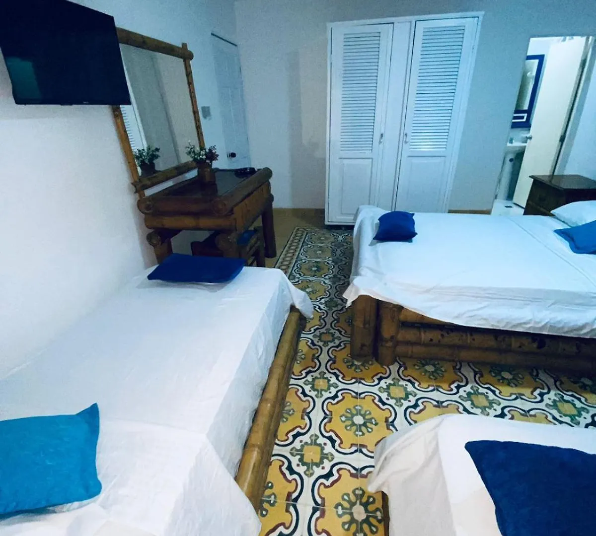 Habitaciones Independientes Con Bano Privado #7 Cartagena 0*,